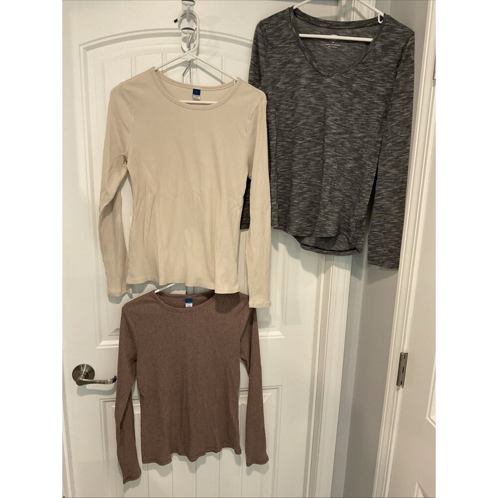 EUC Old Navy Long Sleeve Neutral Color Casual Layering Tops Lot of 3 M/L
